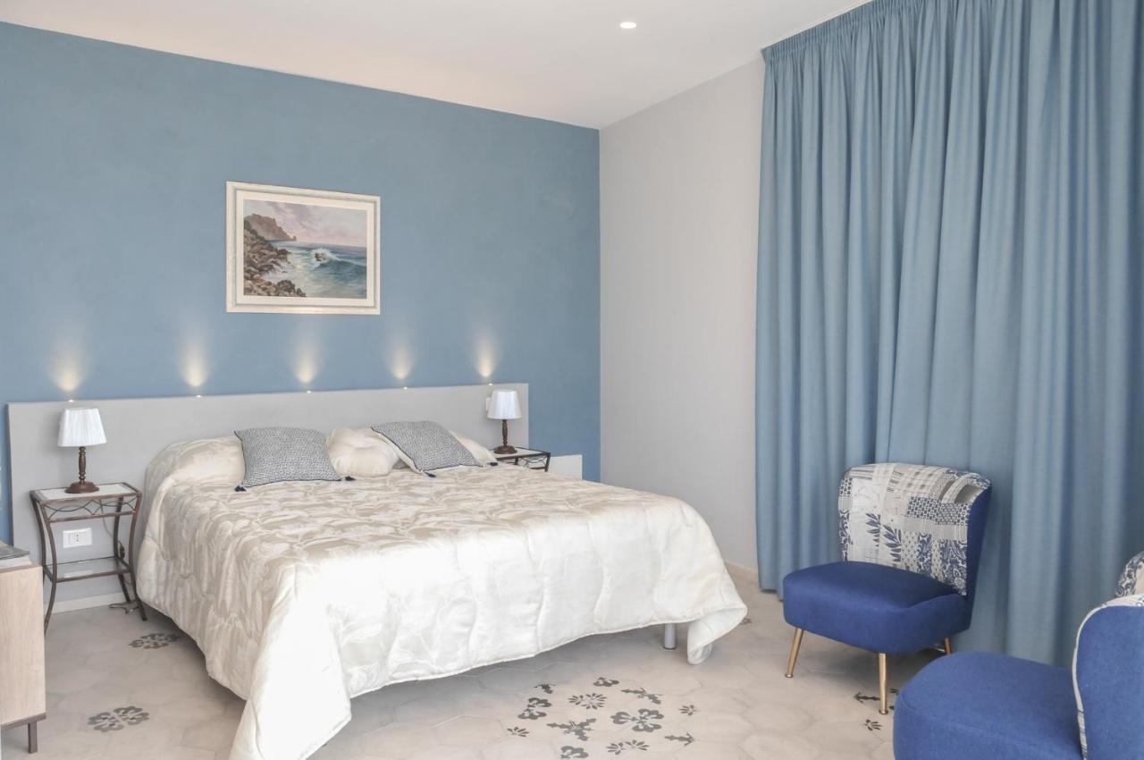 La Casa dell'Alloro Zafferana Etnea Esterno foto